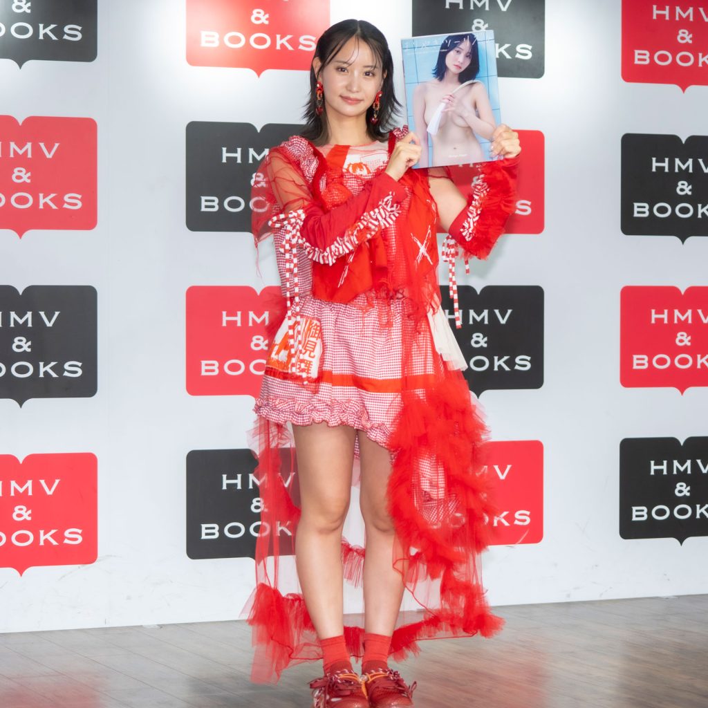 永尾まりや写真集「まりやぎツーリズム」発売記念取材会より