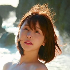 “あざとかわいい”を至近距離で…木南美々、迫力美ボディーあらわに