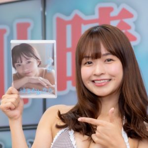 日本一かわいい取締役社長・百川晴香、“アイドルとして最後”のグラビア作品は「100点！」