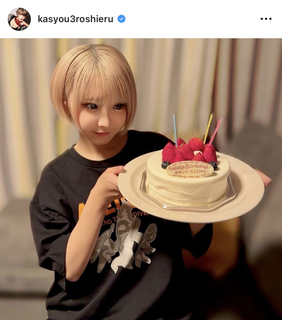 バースデーケーキに喜ぶ火将ロシエル