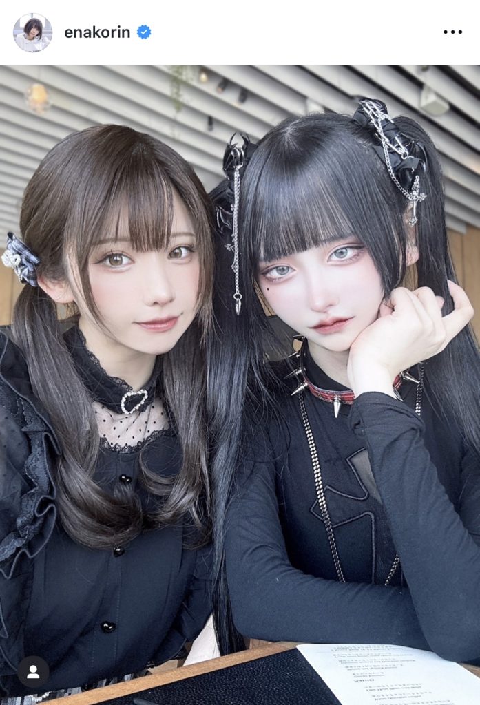 ゴシック調の私服が魅力的なえなこ、高嶺ヒナ