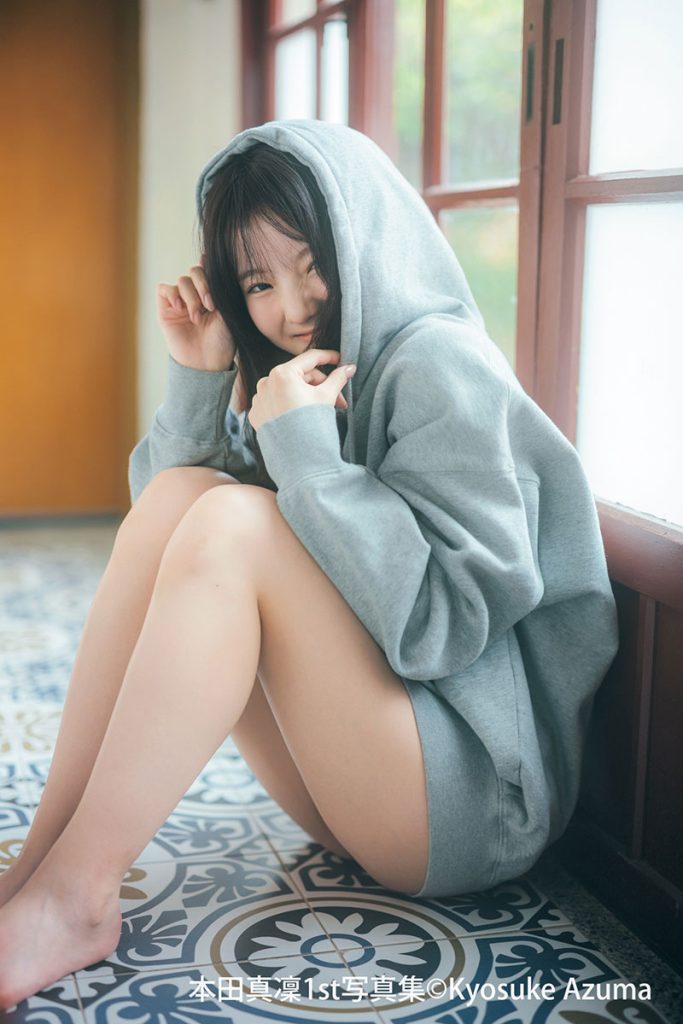 本田真凜1st写真集『MARIN』