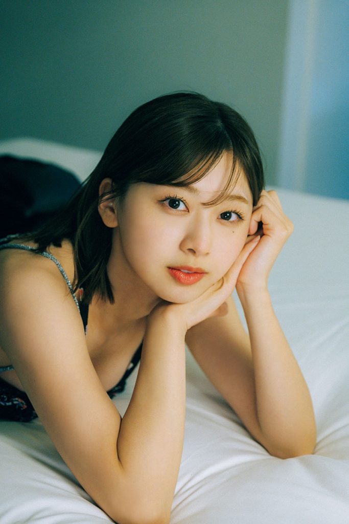 富田鈴花1st写真集『鈴花サーキット』発売記念パネル展：HMV＆BOOKS SHIBUYA掲出