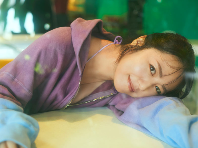 磯山さやかデビュー25周年写真集『余韻』より