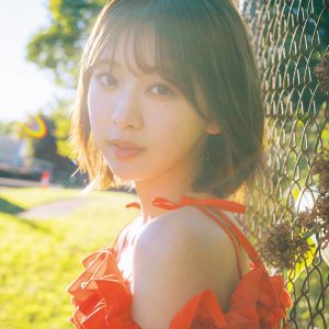 富田鈴花1st写真集『鈴花サーキット』オリコン週間BOOKランキング1位獲得…ちょんまげ姿のランジェリーカット公開
