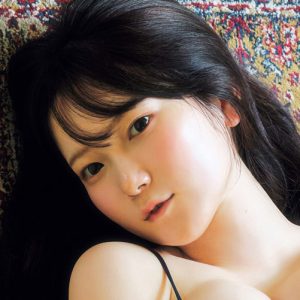 高校退学になったグラビアインフルエンサーが大学生に