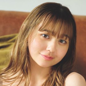 2年ぶり『週プレ』グラビアに登場…お部屋でまったりマシュマロタイム