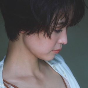 渡邊渚ファースト写真集『水平線』より“アナザーエディション”配信