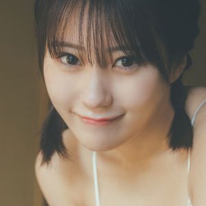 田中美久・本郷柚巴らグラビア美女総勢22人が誌面を彩る