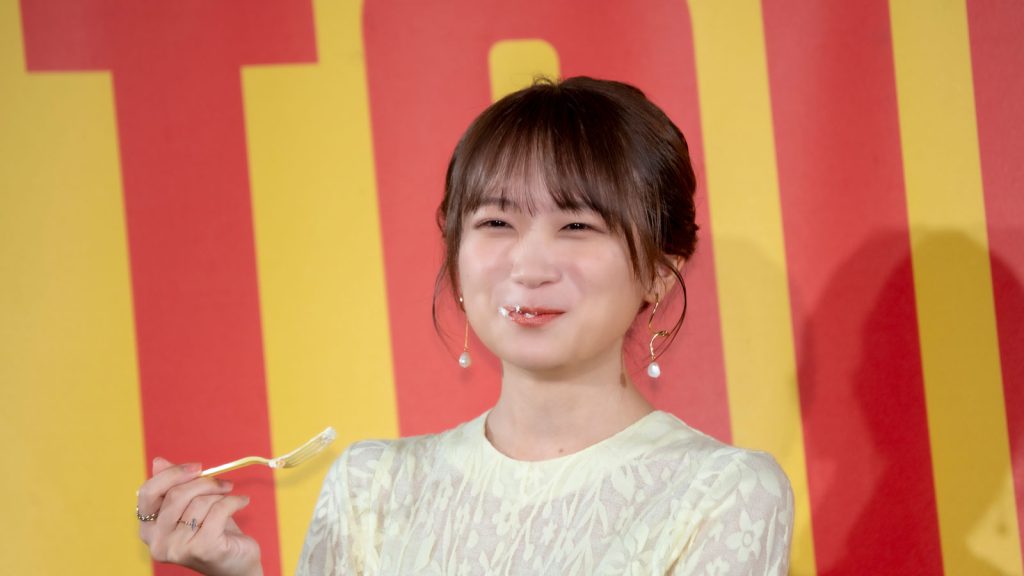 秋元真夏フォトブック『淡淡(あわあわ)』(幻冬舎)発売記念取材会より