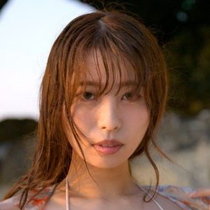 バイト先で夕暮れビーチで…樹智子、大人の魅力全開！音にも注目の最新作