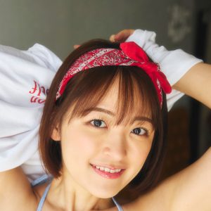 デニムビキニがはち切れそう…柳瀬さき、4作目のトレカで魅せる美スタイル