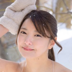 “グラドルレジェンド”による美しき雪グラビア…魅力あふれる極寒ショット