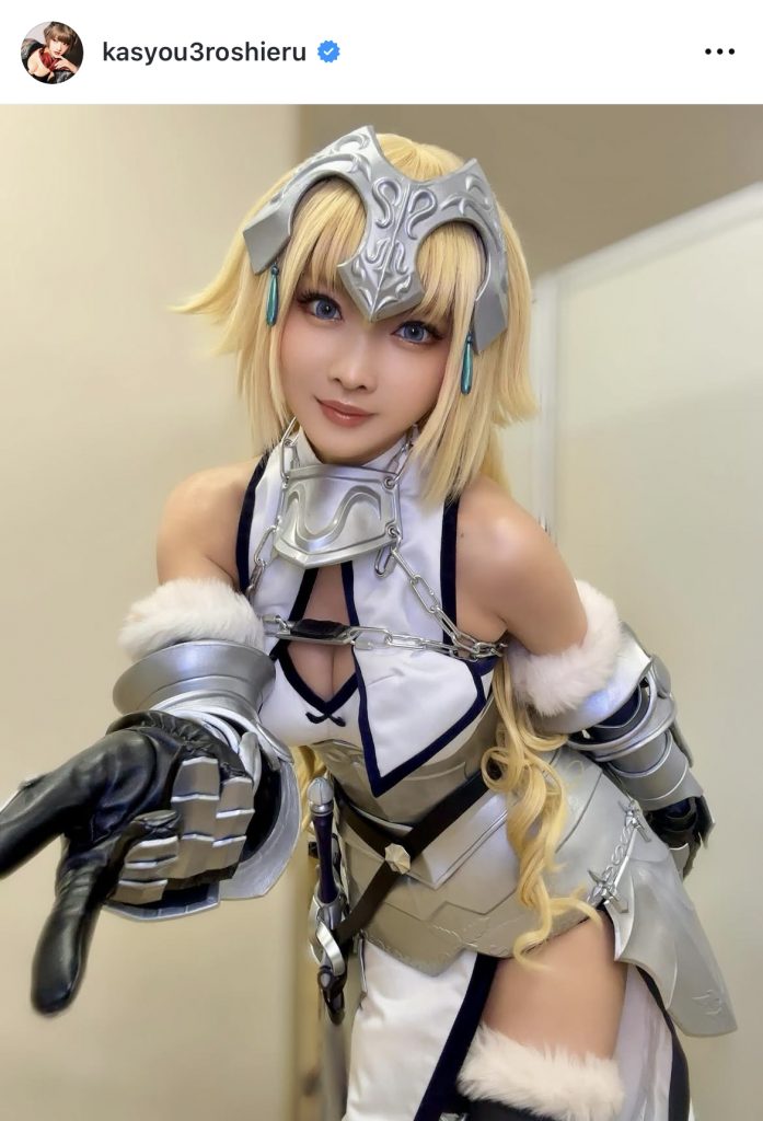 コチラは「Fate/Grand Order」ジャンヌダルクのコスプレ