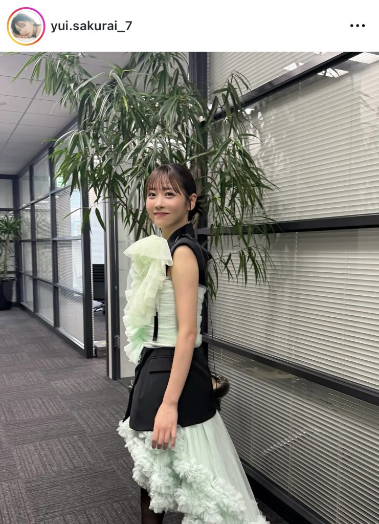 ロングドレス姿も美しく、そしてとてもかわいらしい