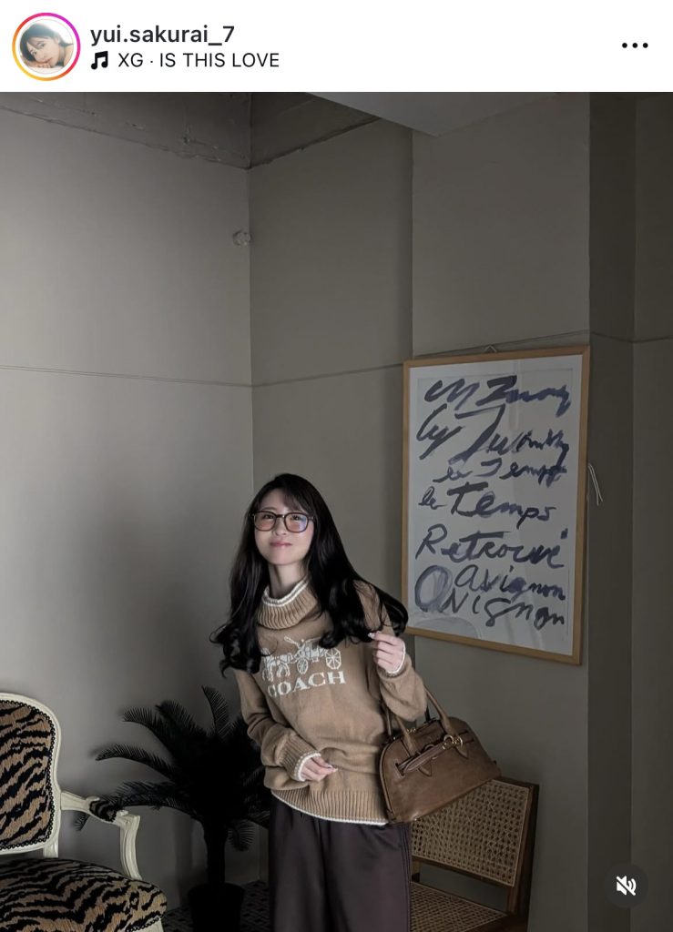 オフモードっぽいメガネっ子ショット