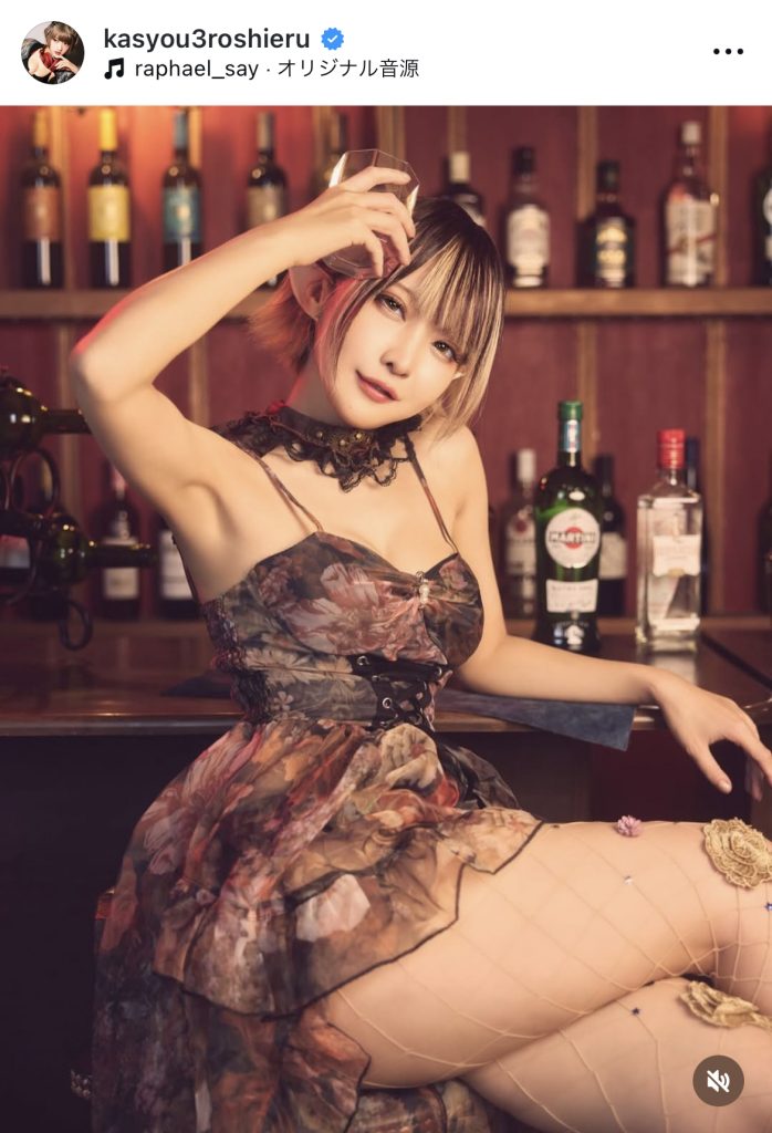 新作写真集「エルフ本『Re:Elf』」収録カット