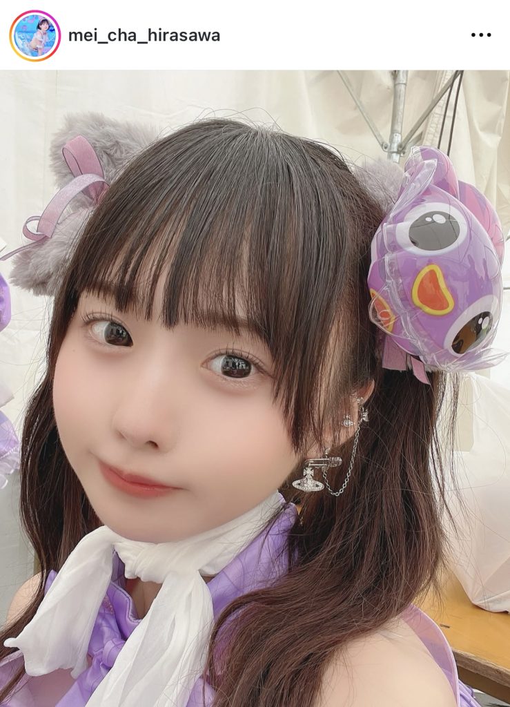 魚を頭に着けたかわいらしいカット