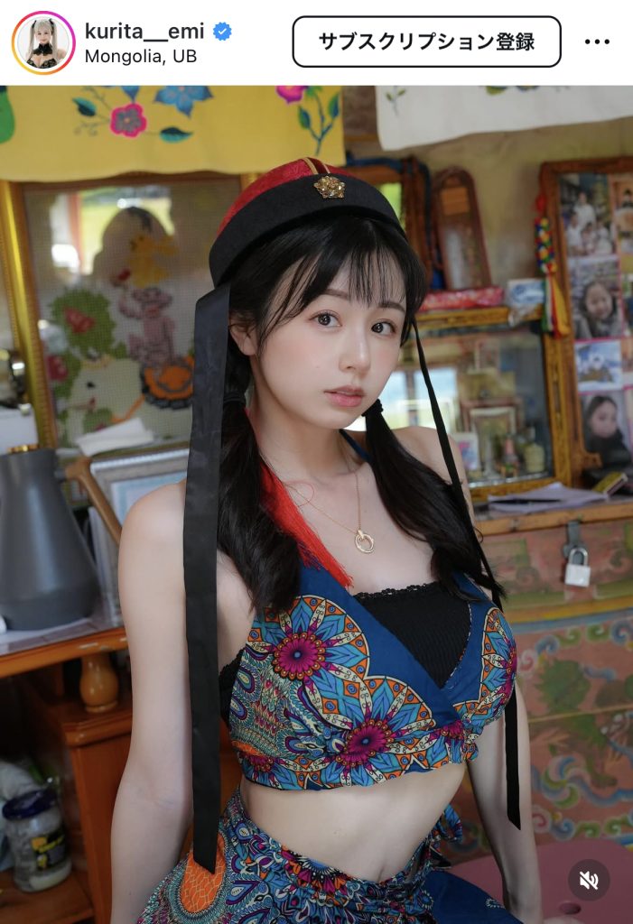 モンゴルの民族衣装姿もキュート