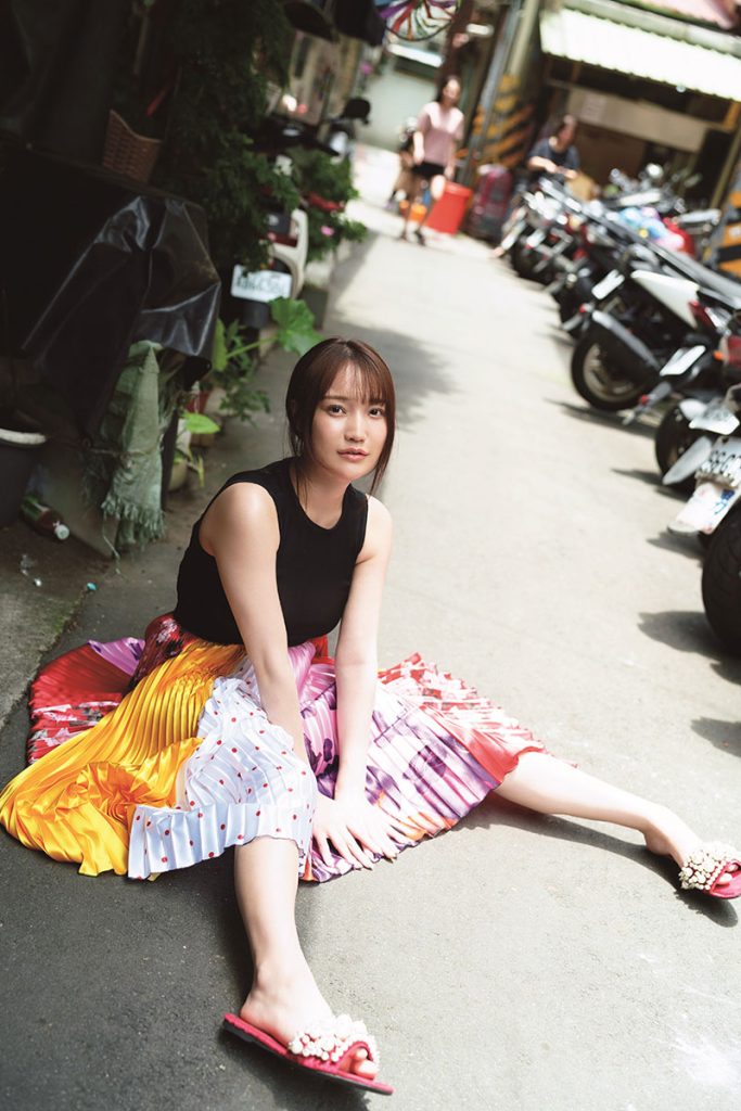 『世良ののか1st写真集　ののかっぷ。』より