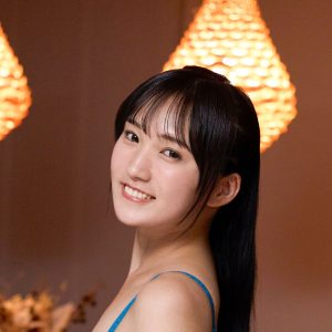 グラビア界の新星…真田咲奈、お嬢様的ビジュアルと王道のスタイルでDVDデビュー