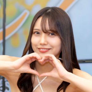 新人グラビアアイドル羽瀬レイナ「黄色が自分に似合うなって」清楚感あふれるジャケ写をアピール