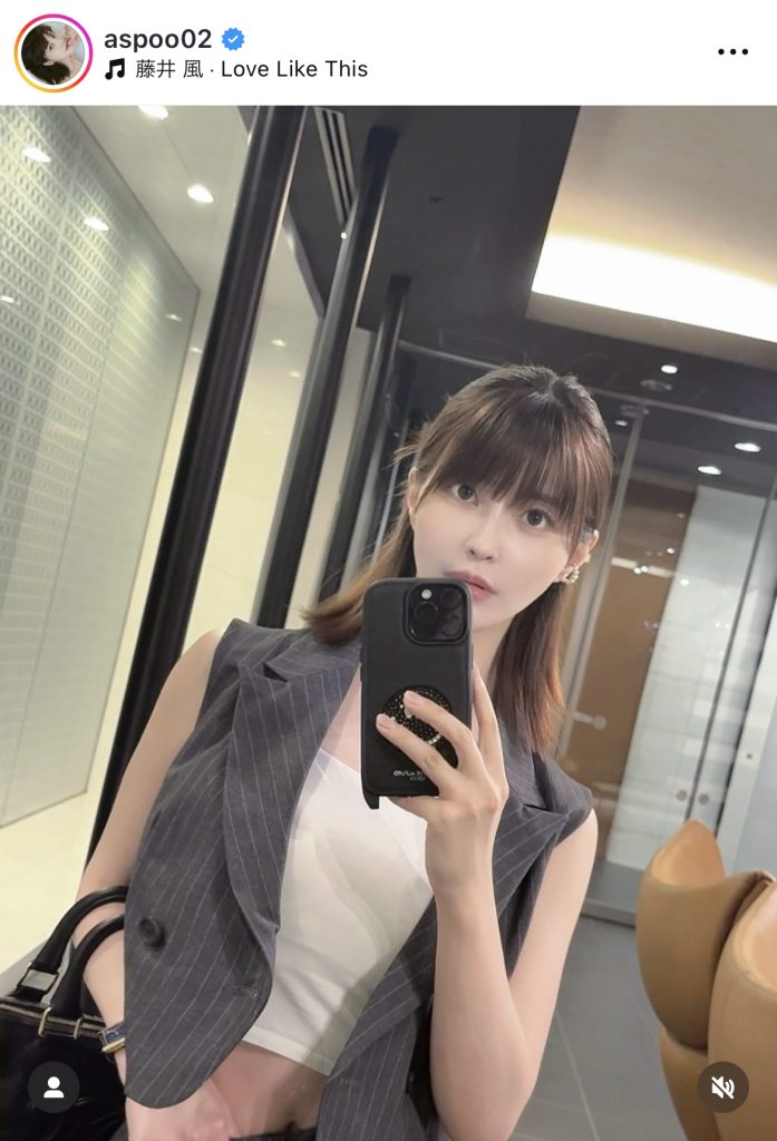 大人っぽく格好良い岸明日香