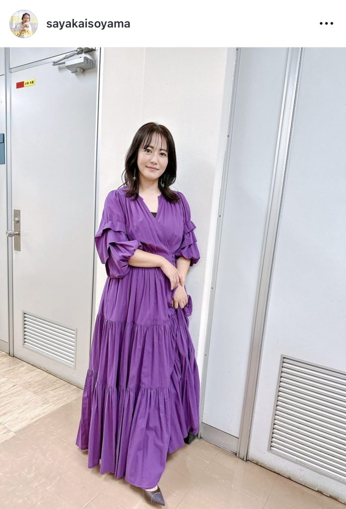 エレガントなパープルのドレスで「コトコト 茨城編」発表会に登場