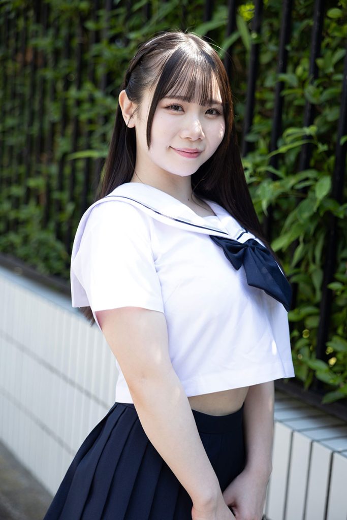 グラビアアイドル恋川こももイメージDVD「ミルキー・グラマー」より