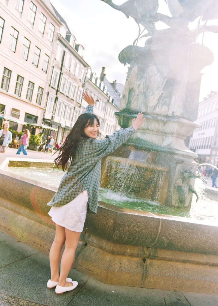 日向坂46・河田陽菜2nd写真集『テイクオフ』＠Loppi・HMV限定版裏表紙