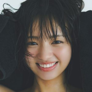 “春高バレー”出身の美女、ポテンシャルの高さを示すグラビアショット