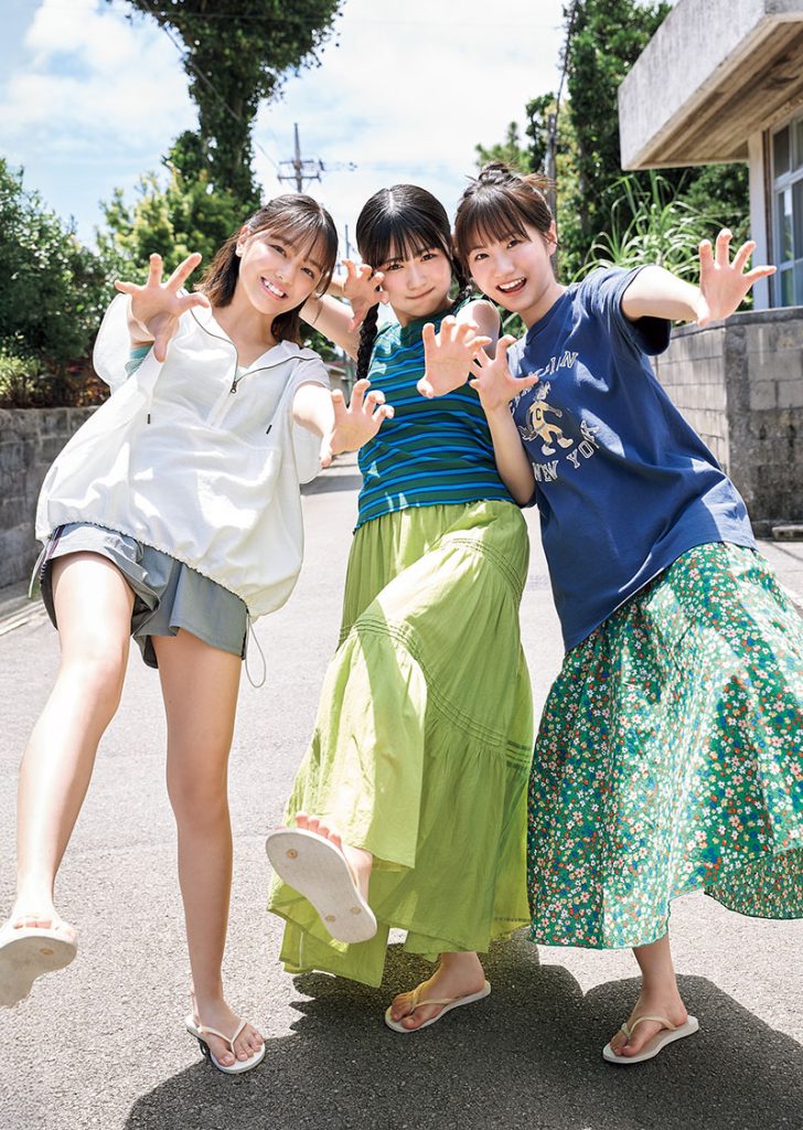 『週刊少年マガジン46号』に登場している江下晏梨、晴こころ、永岡ゆきね(左から)