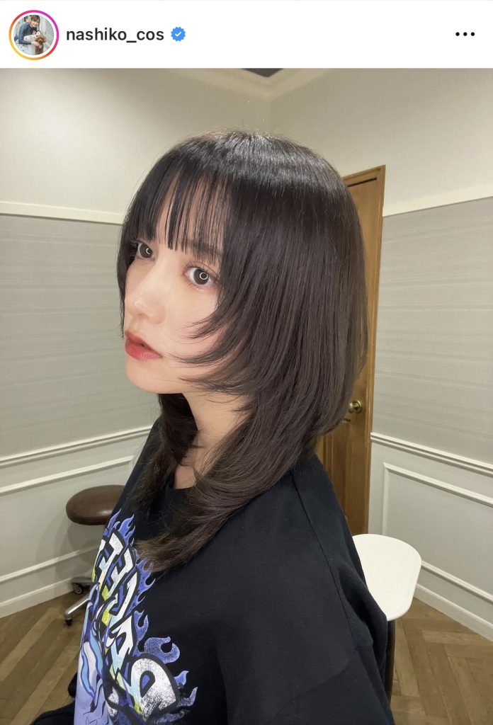 髪の毛を暗くした際の1枚