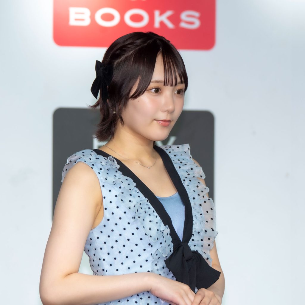 AKB48・田口愛佳1st写真集『好きと言えたら』発売記念取材会より