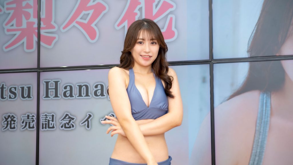 髙村梨々花がイメージDVD「Hatsu Hana」(エスデジタル)発売記念取材会に出席