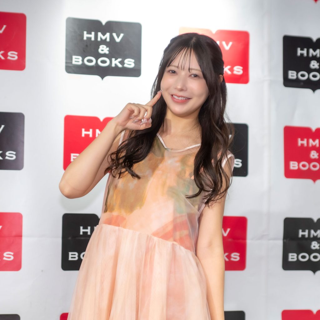 斉藤優里が「2026年 壁掛け カレンダー」発売記念取材会に出席