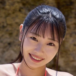 元歯科助手グラドル、オレンジビキニがはち切れそう「ちょっと小っちゃかったかな？」