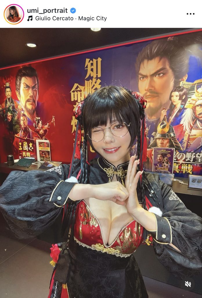 セクシーな衣装がとても似合う東雲うみ