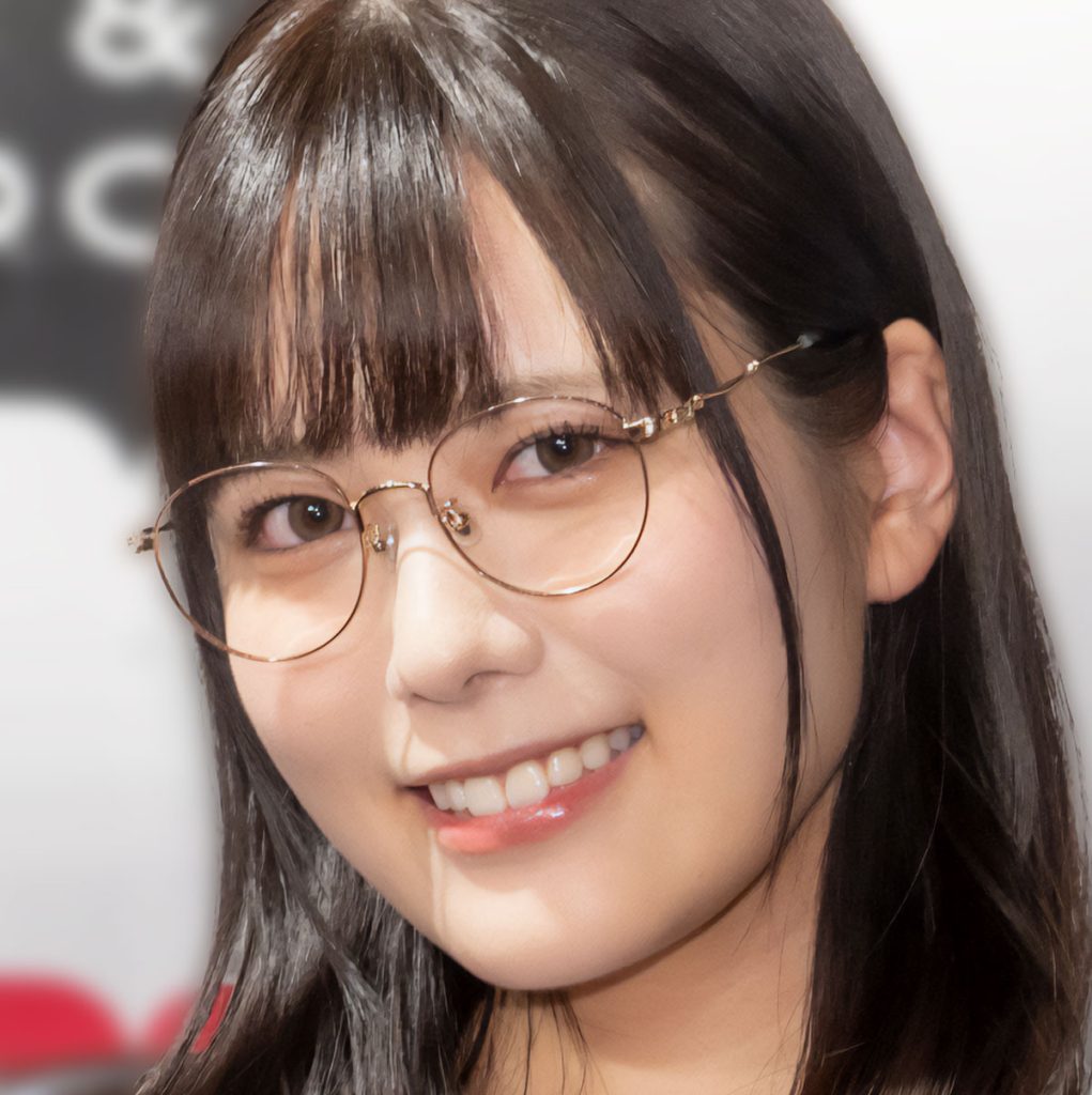 人気コスプレイヤー・東雲うみがSNSに投稿した画像が話題に