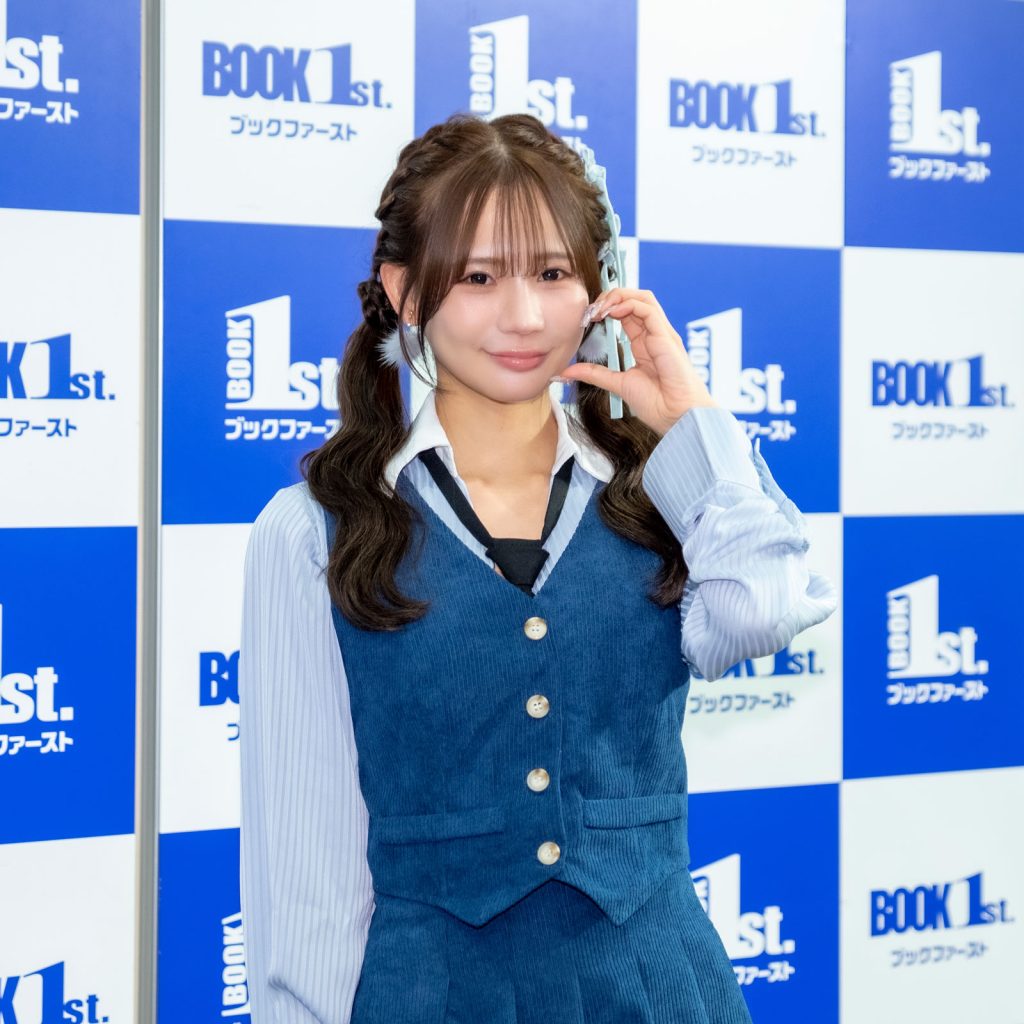 NMB48・和田海佑が1st写真集『確信犯』発売記念取材会に出席