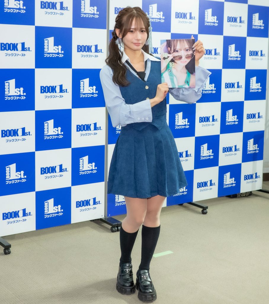 NMB48・和田海佑が1st写真集『確信犯』発売記念取材会に出席