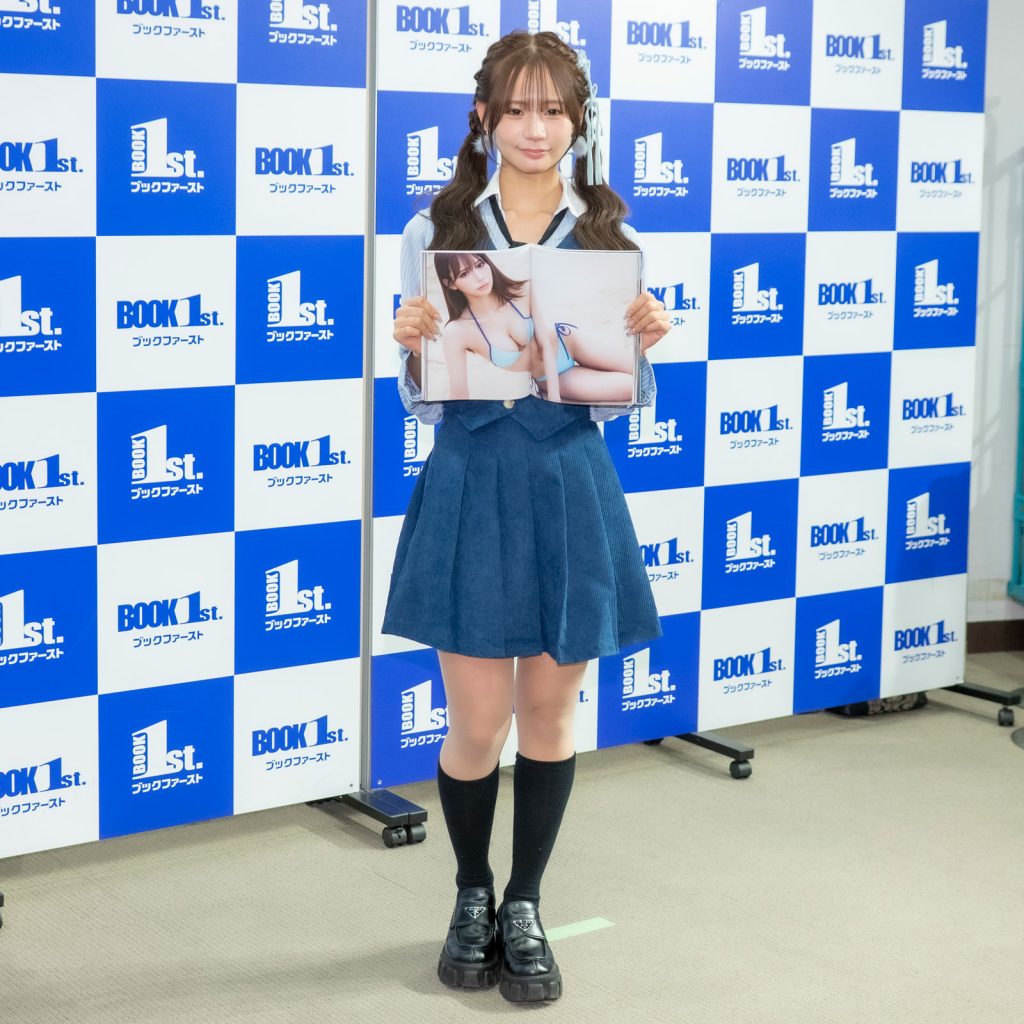 NMB48・和田海佑が1st写真集『確信犯』発売記念取材会に出席