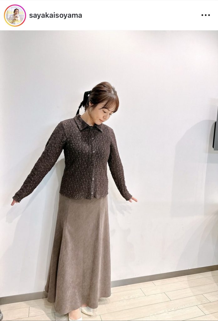 TBS系「サンデージャポン」出演時におちゃめなポーズを見せる