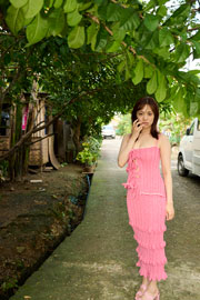 宮田愛萌1st写真集