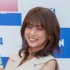 ミスマガグランプリで一世を風靡、小阪由佳が赤裸々に“洗脳騒動”を綴る自伝的書籍「すごいものを書いてしまった」