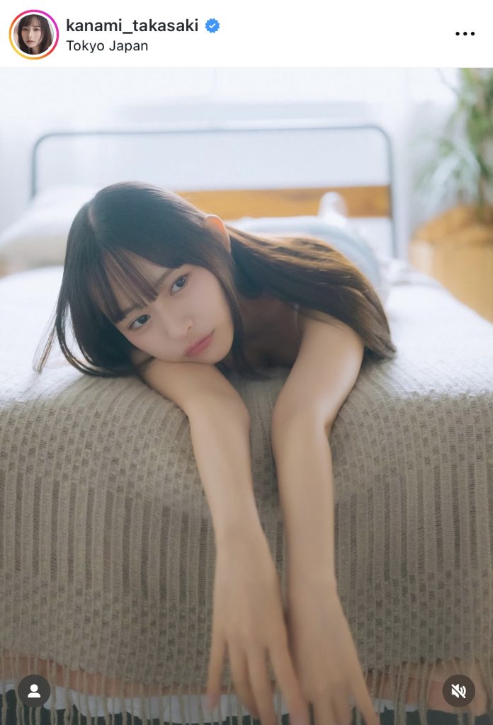 ベッドに寝転んだまま「おはよう」と言う姿に思わずドキッ