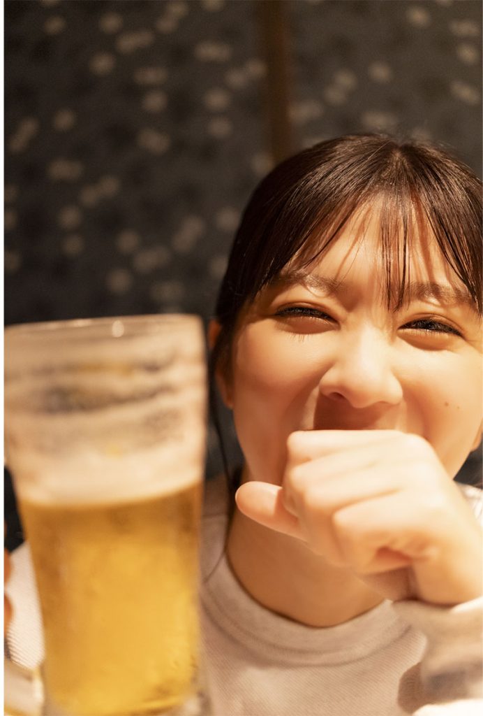 『清水麻璃亜 1st写真集』