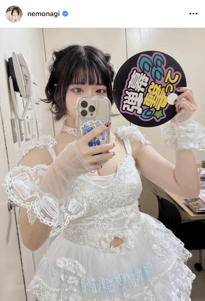 楽屋での1コマも大変かわいらしい