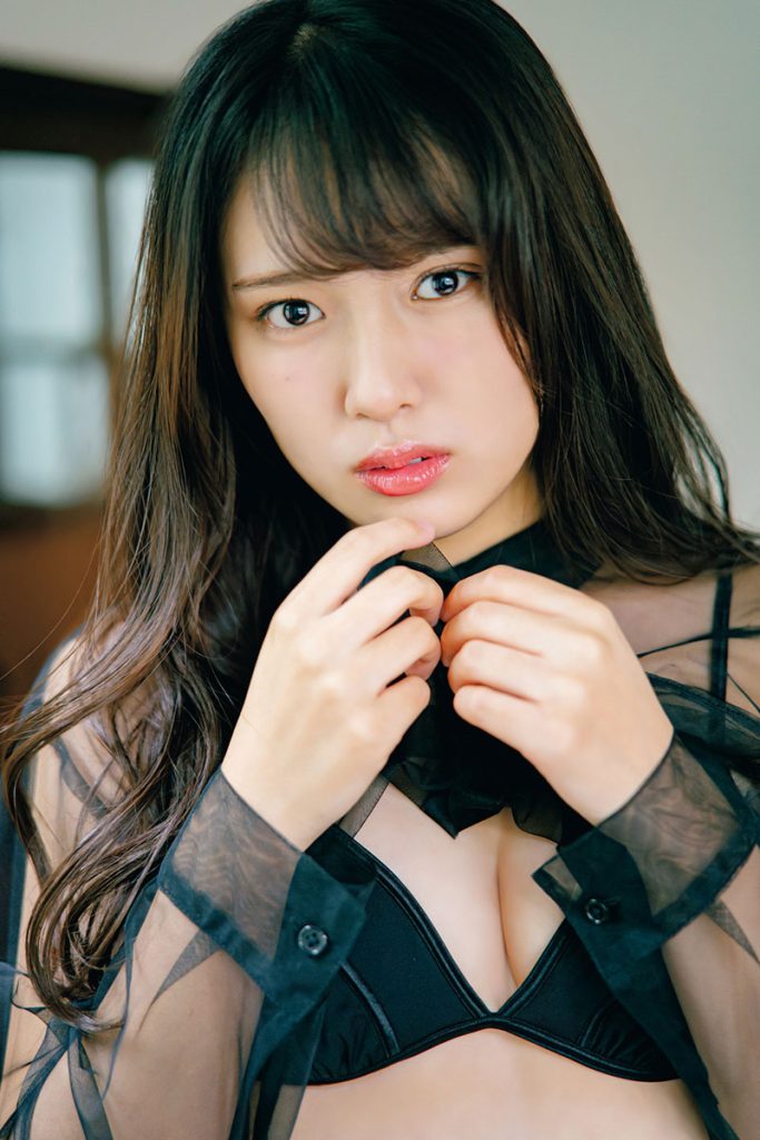 「週刊FLASH」に登場している日比谷萌花