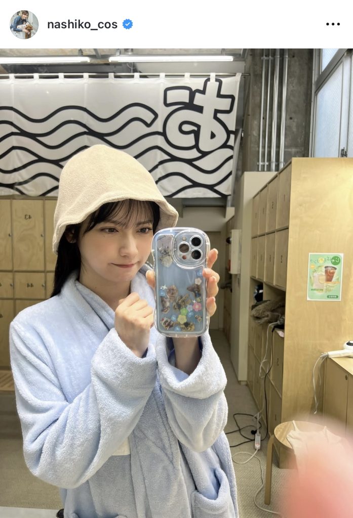 桃月なしこがキュートなバスローブ＆サウナハット姿を公開